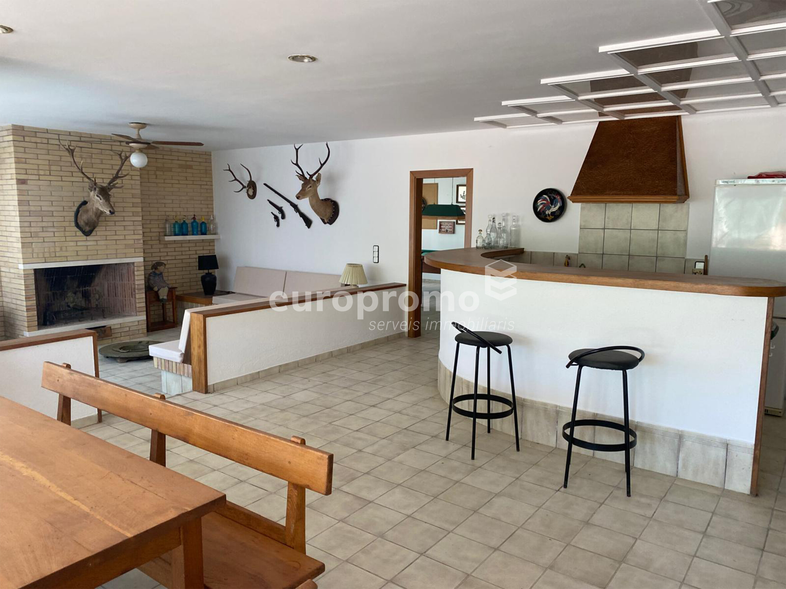 Espectacular casa de luxe situada a Canet d'Adri!!